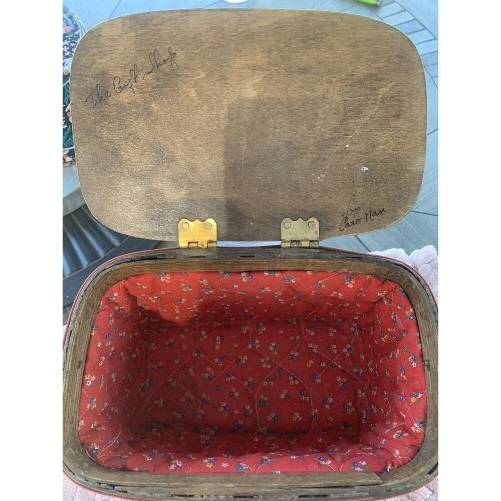 Vintage Caro Nan Wood Nautical Sailboat Red Basket Purse Red Quilted Lining USA